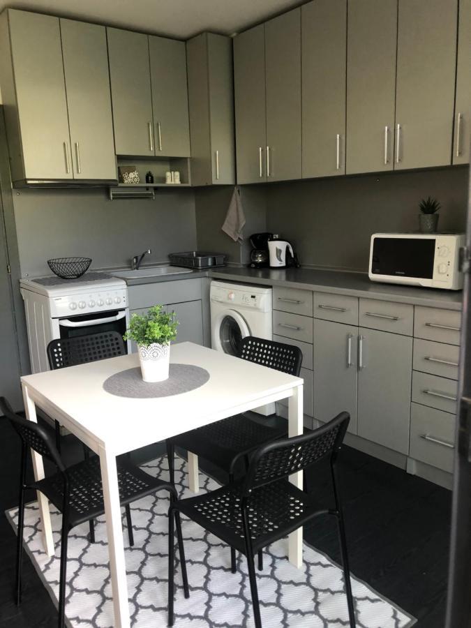 Sarafovo Beach Apartment Mit Terrasse Burgaz Dış mekan fotoğraf
